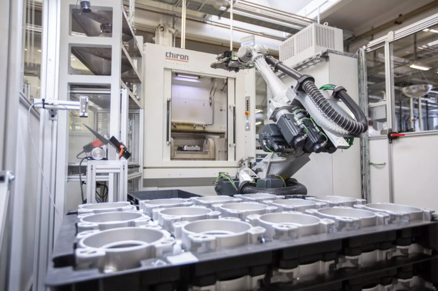 MIT DIGITALEM ZWILLING KANN DER CNC-ROBOTER MEHR